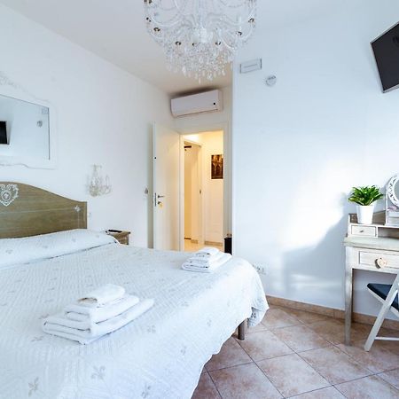 "6 In Centro" Guest House 圣雷默 外观 照片